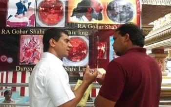 A Very Successful Event at the Vishnu Temple in Dehiwala, Sri Lanka — Leafleting in Sri Lanka
