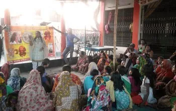 People of Eshordi Harijan Colony, Bangladesh Embrace Our Message! — Leafleting in Bangladesh